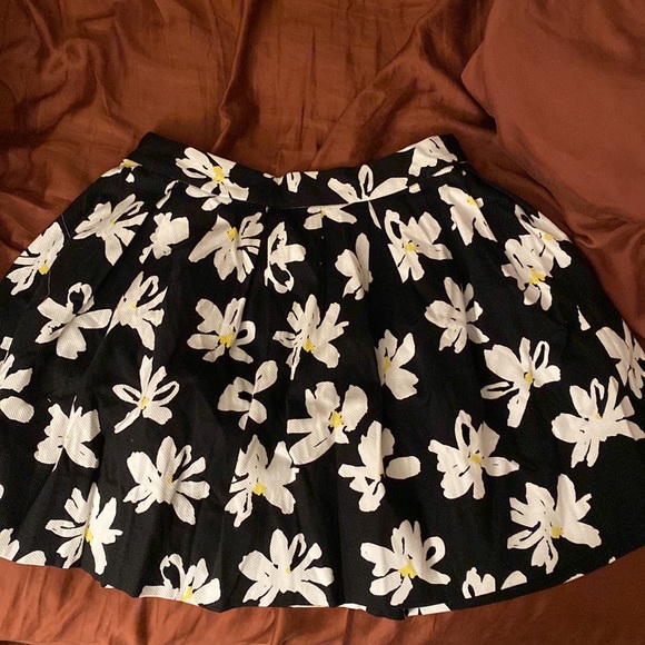 Floral Skirt - Picture 2 of 3